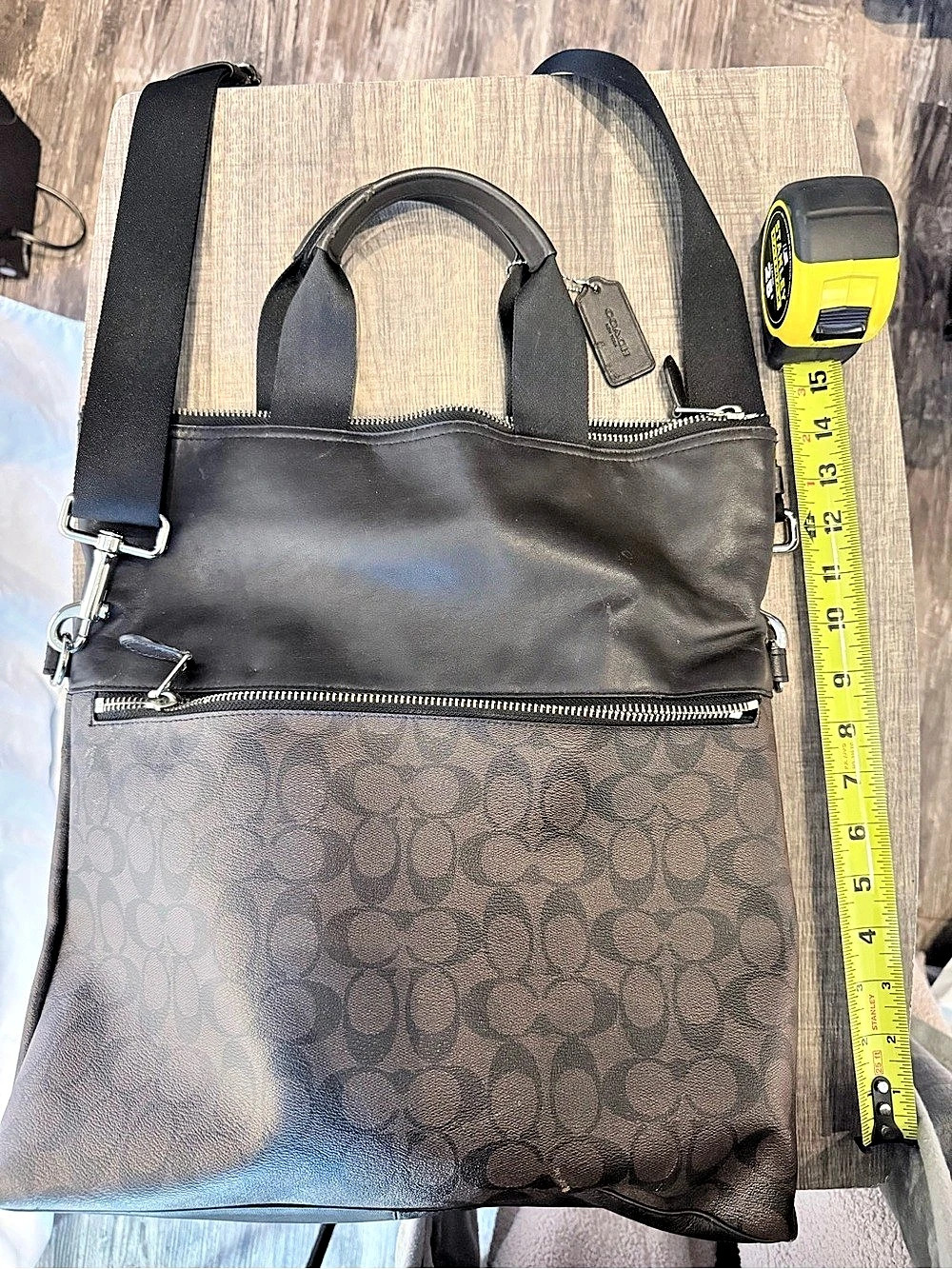 Coach Voyager Bag in Signature Canvas